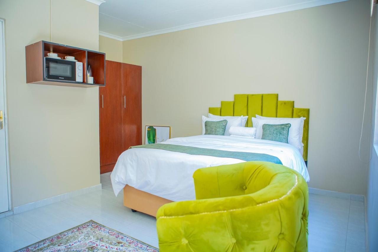 Guest house Platinum Eagle Johannesburg