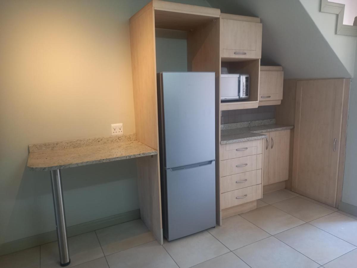 Căn hộ Mount Royal 16 - Large 1 Bed *