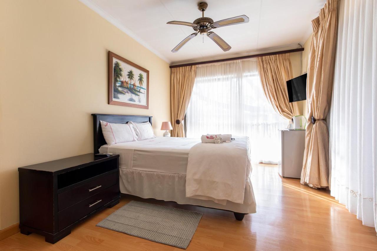 Casas Navio Guest house Johannesburg