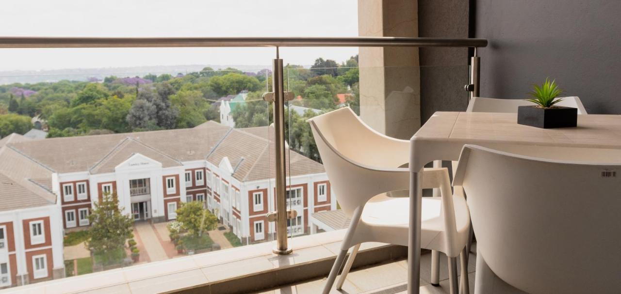 Apartment Kmg At The Apex Johannesburg