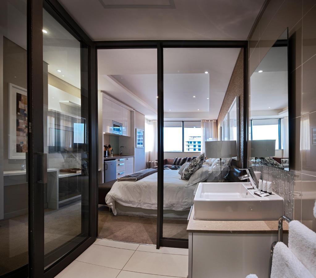 Apartment Sandton Skye Premium & Penthouses