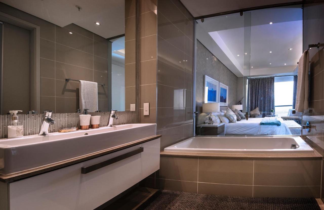 Apartment Sandton Skye Premium & Penthouses Johannesburg