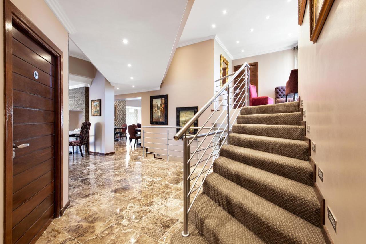 Khách sạn St Andrews And 4*