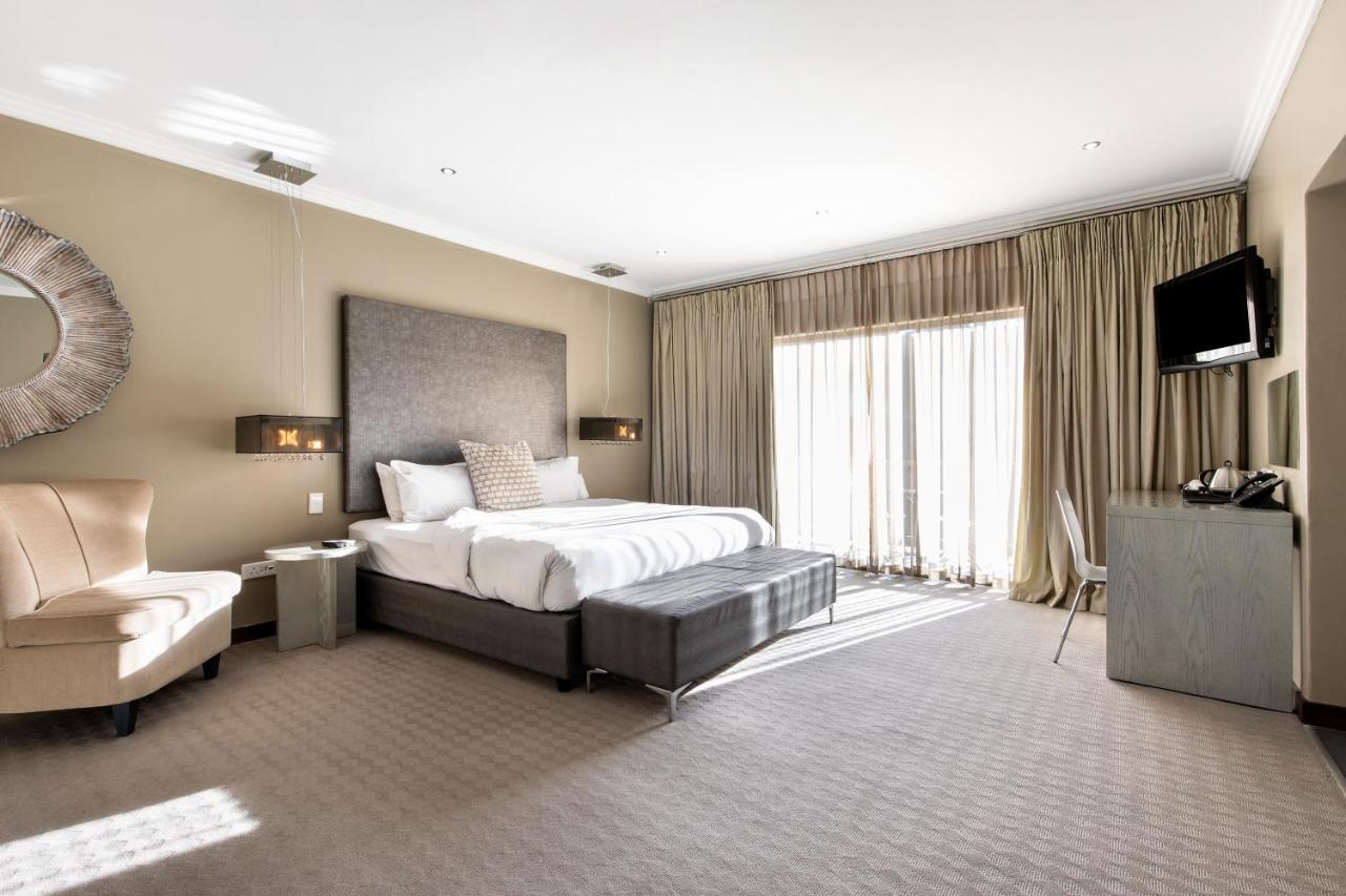 Khách sạn St Andrews And 4*