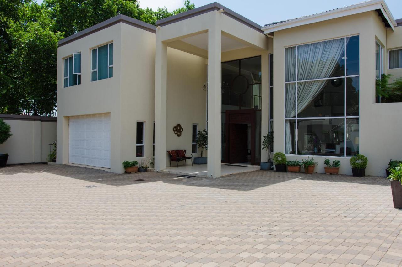 Guest house The Houghton 4*