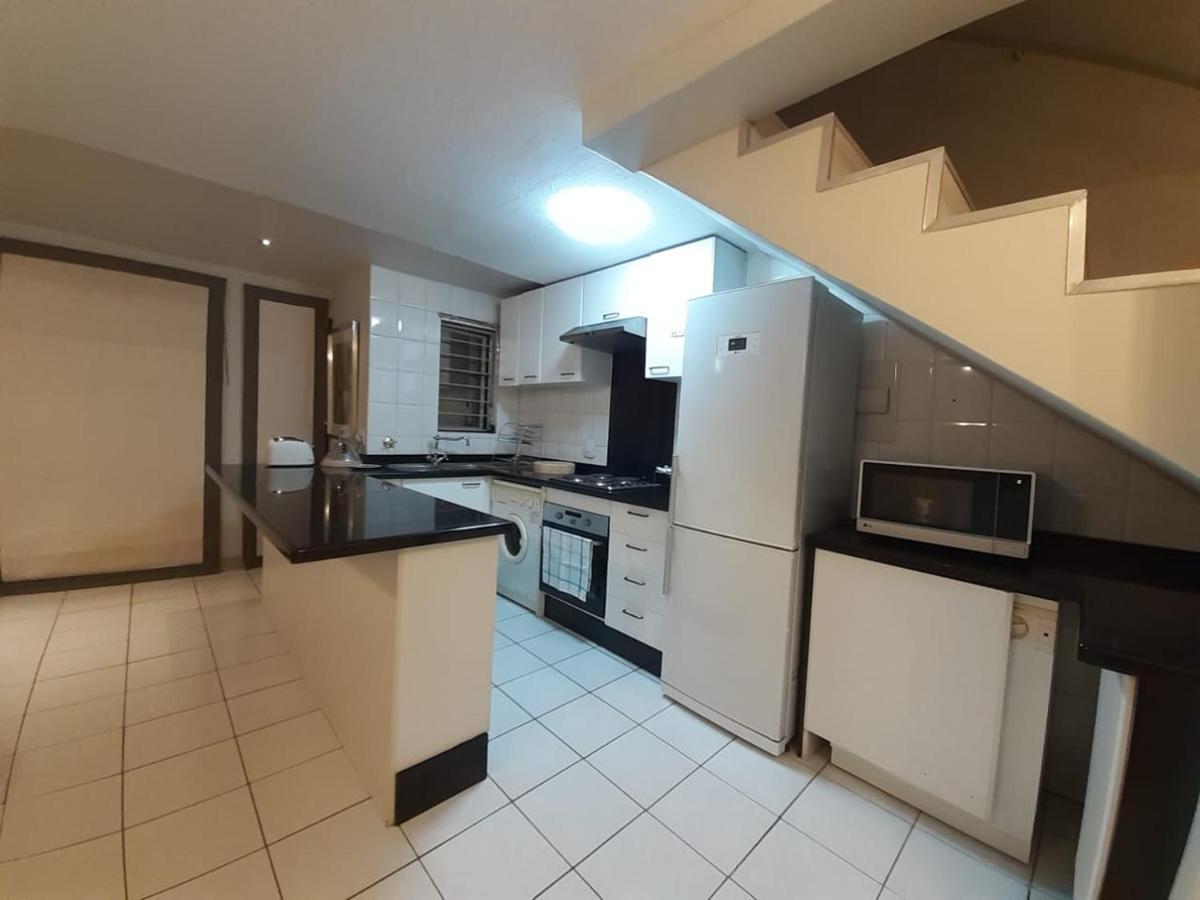 Apartment Mount Royal 09 - Large 1 Bed With Balcony
