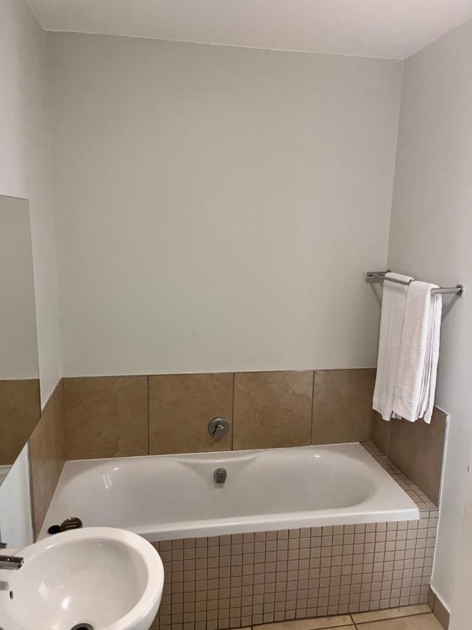 The Cube Apartments, Unit 34 On De La Rey Road Apartment Johannesburg