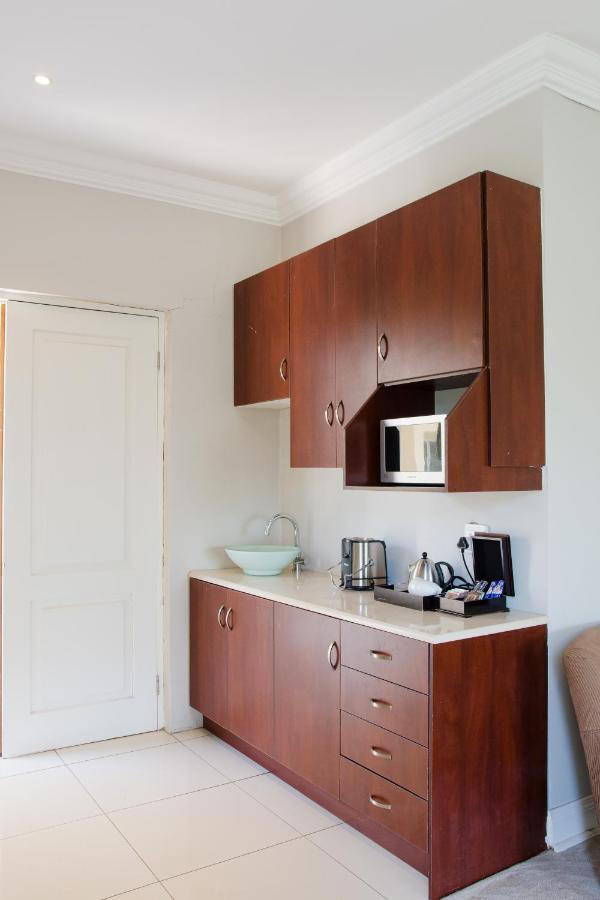 The Houghton 4*
