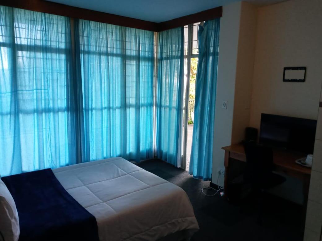 Zk On Hearn Guest house