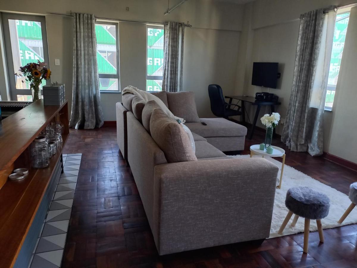 The Bachelor Pad Apartment *