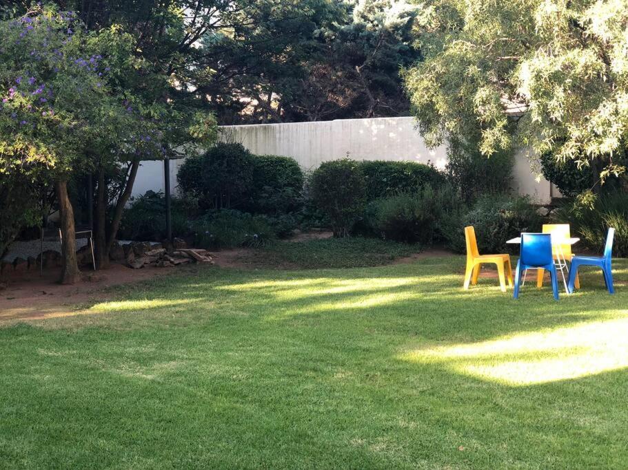 Charming 2 Bed In Rosebank's Trendy Art Mile. Johannesburg