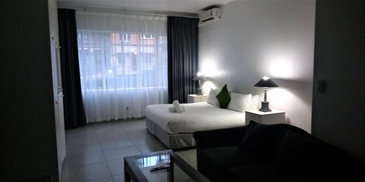 The Jack Rose Hotel, Rosebank, Gautrain Hotel