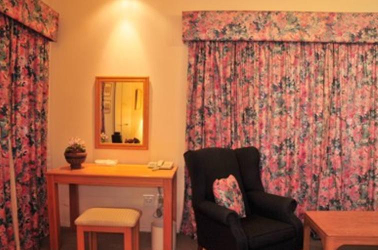 Cape Elegance In Bryanston Guest house