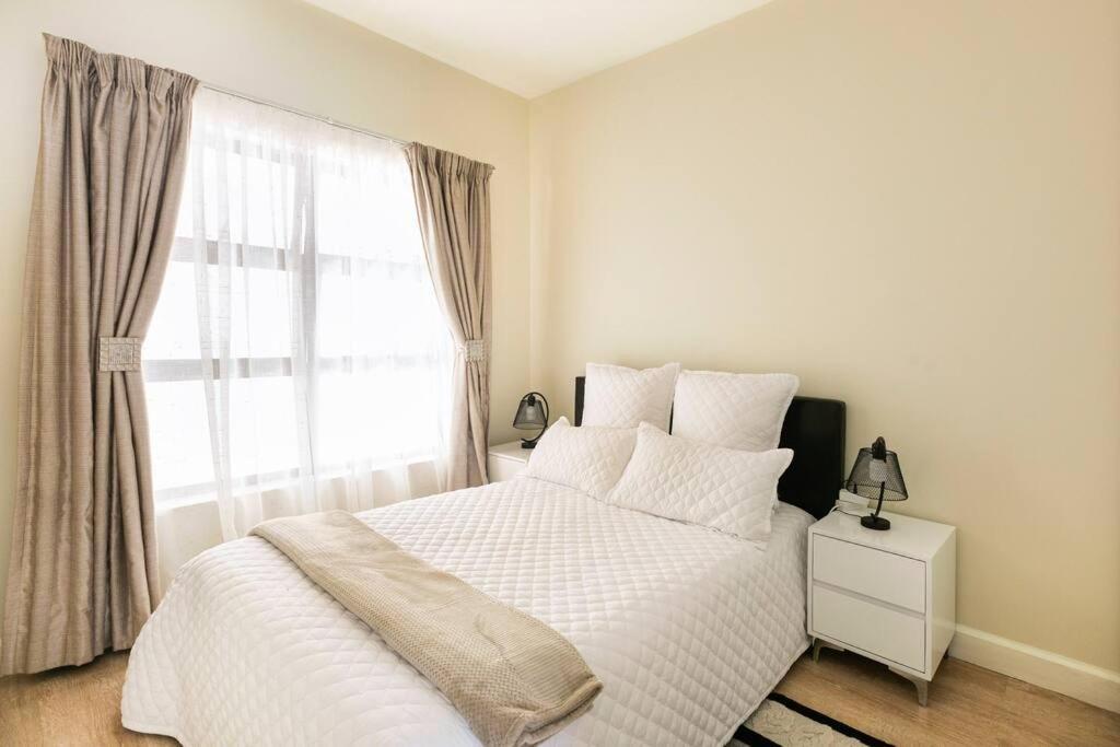 Apartment Exquisite Comfortable And Affordable Elegant Place