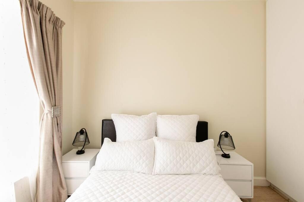 Exquisite Comfortable And Affordable Elegant Place Apartment Johannesburg