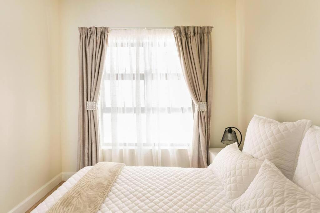 Exquisite Comfortable And Affordable Elegant Place