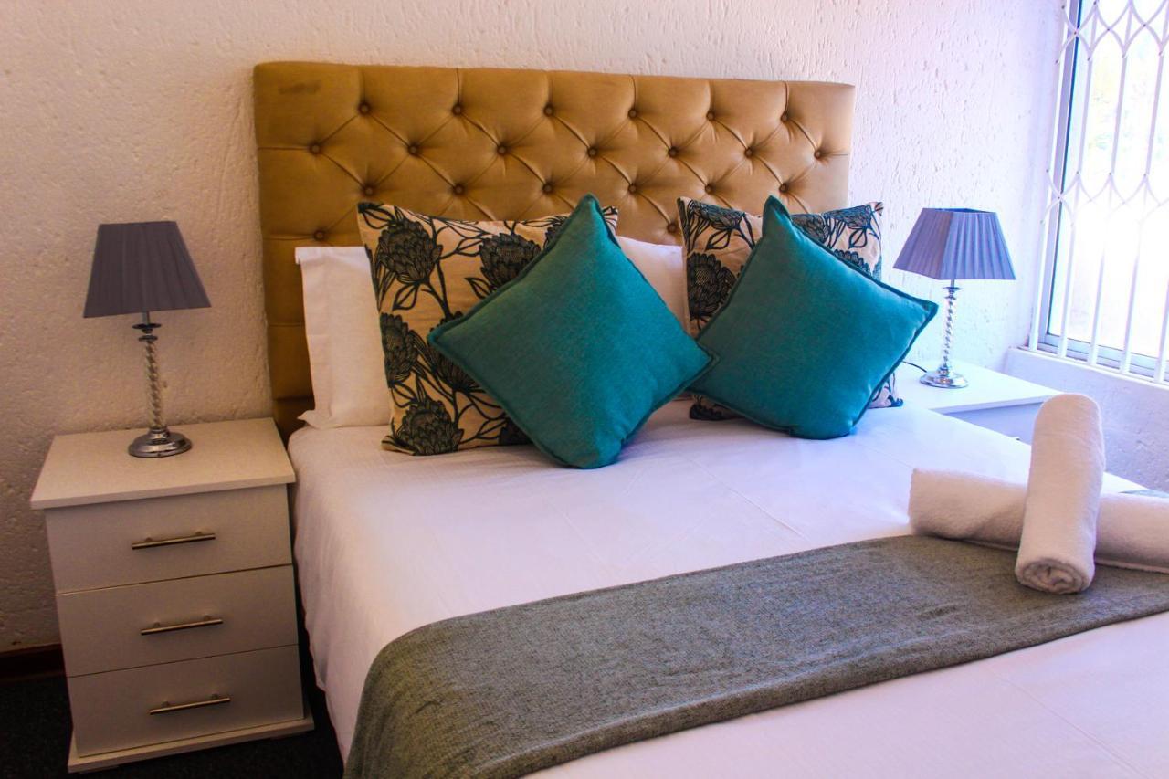 Kyriah Self Catering
