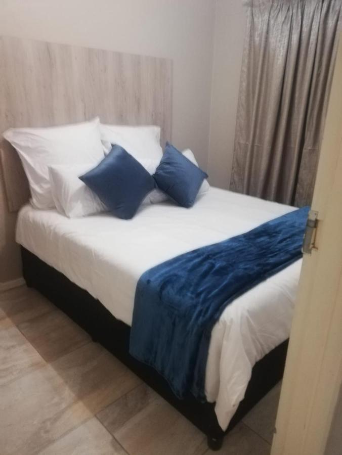 Northcliff Terrace 2 Bedroom Johannesburg