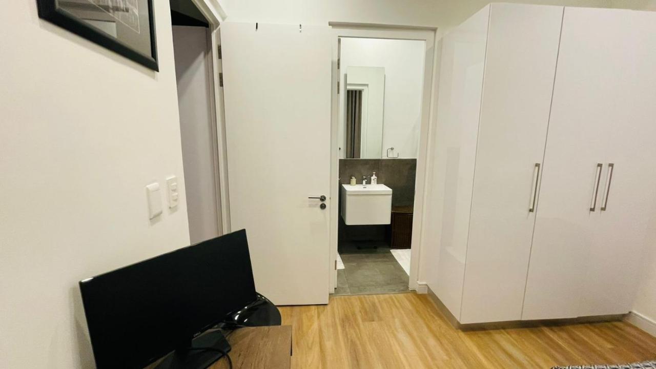 Illovo Central 1 Bedroom Apartamento