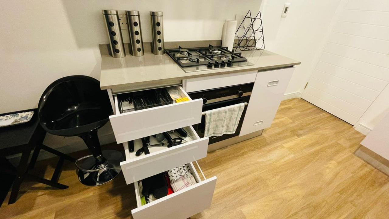 Apartamento Illovo Central 1 Bedroom Joanesburgo