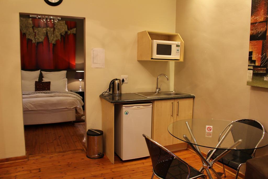 Saffron Guest house 4*