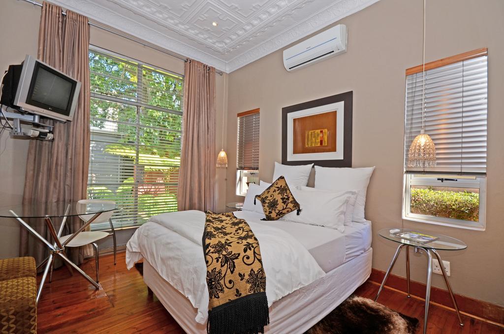 Saffron 4* Johannesburg