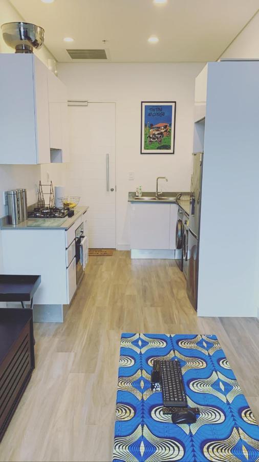 Illovo Central 1 Bedroom Apartamento *