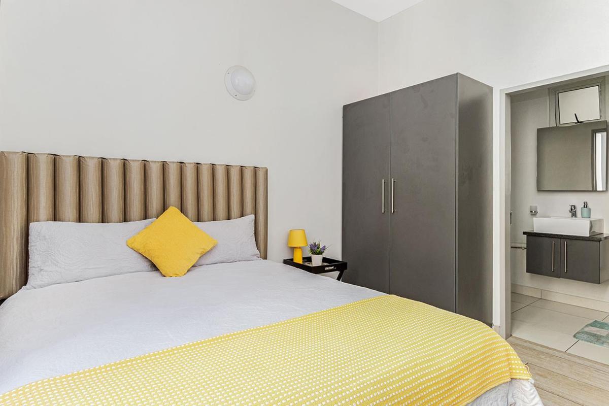 Luxury 2bed Opposite Woolies On Gandhi Square+wifi *
