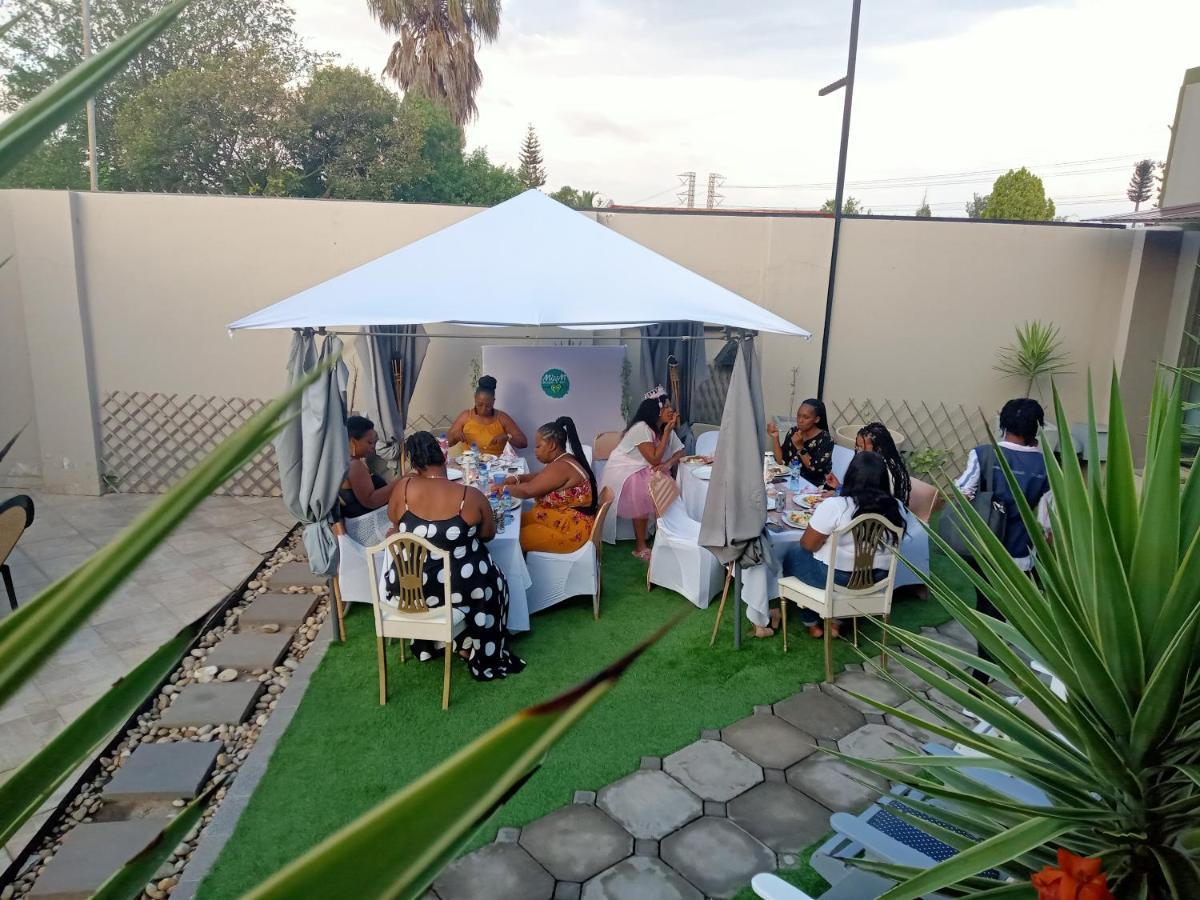 Missm & * Johannesburg