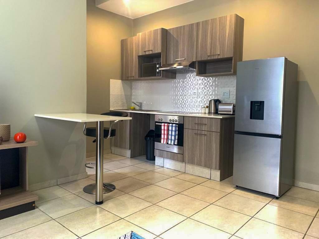 Elegant 1 Bedroom Unit * Joanesburgo