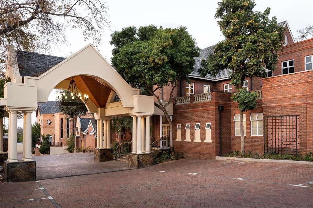 Premier Quatermain Hotel 4*