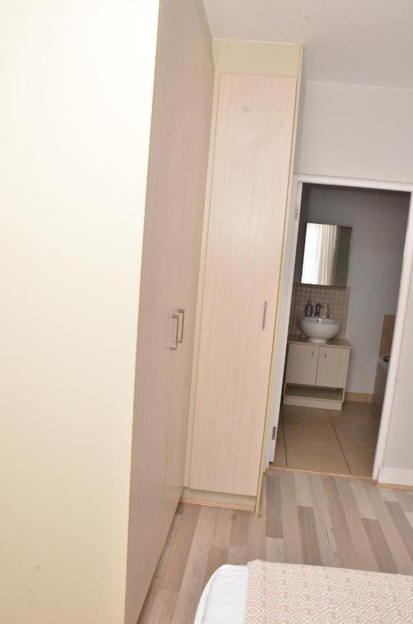 The Cube Apartments, Unit 34 On De La Rey Road Apartment *