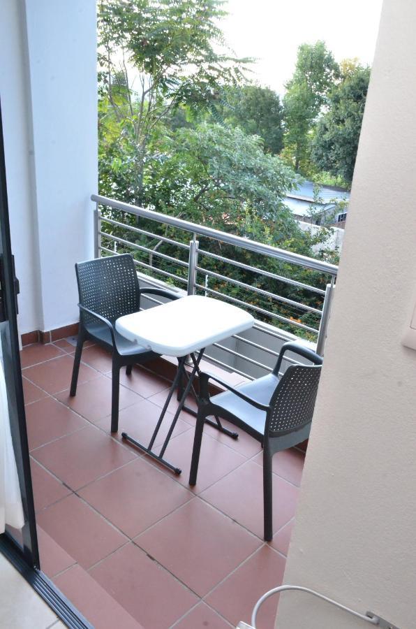 Apartment The Cube Apartments, Unit 34 On De La Rey Road *