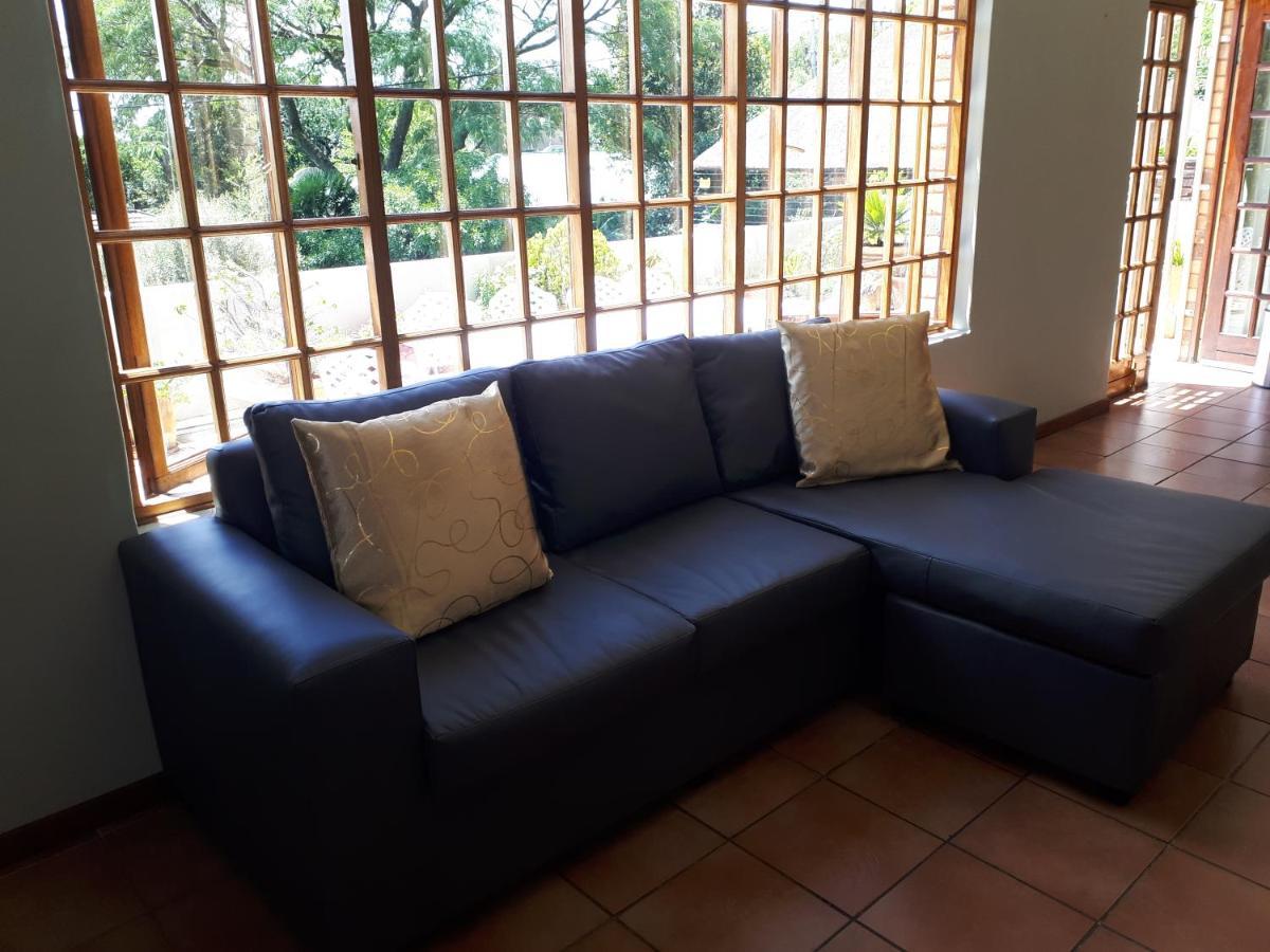 Cottage, Close To Uj, Milpark, Wits Hospedagem domiciliar Joanesburgo