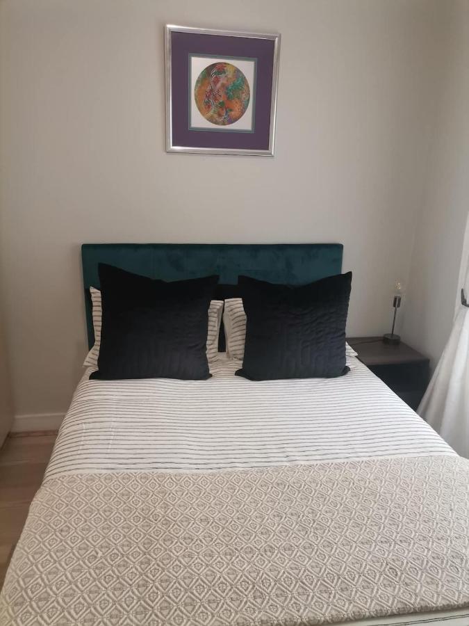 The Cube Apartments, Unit 34 On De La Rey Road Apartment Johannesburg
