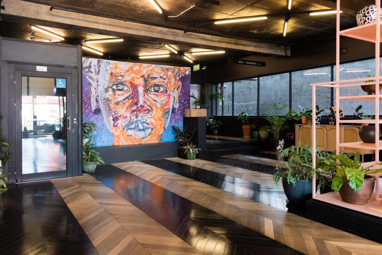 Hallmark House By Bon