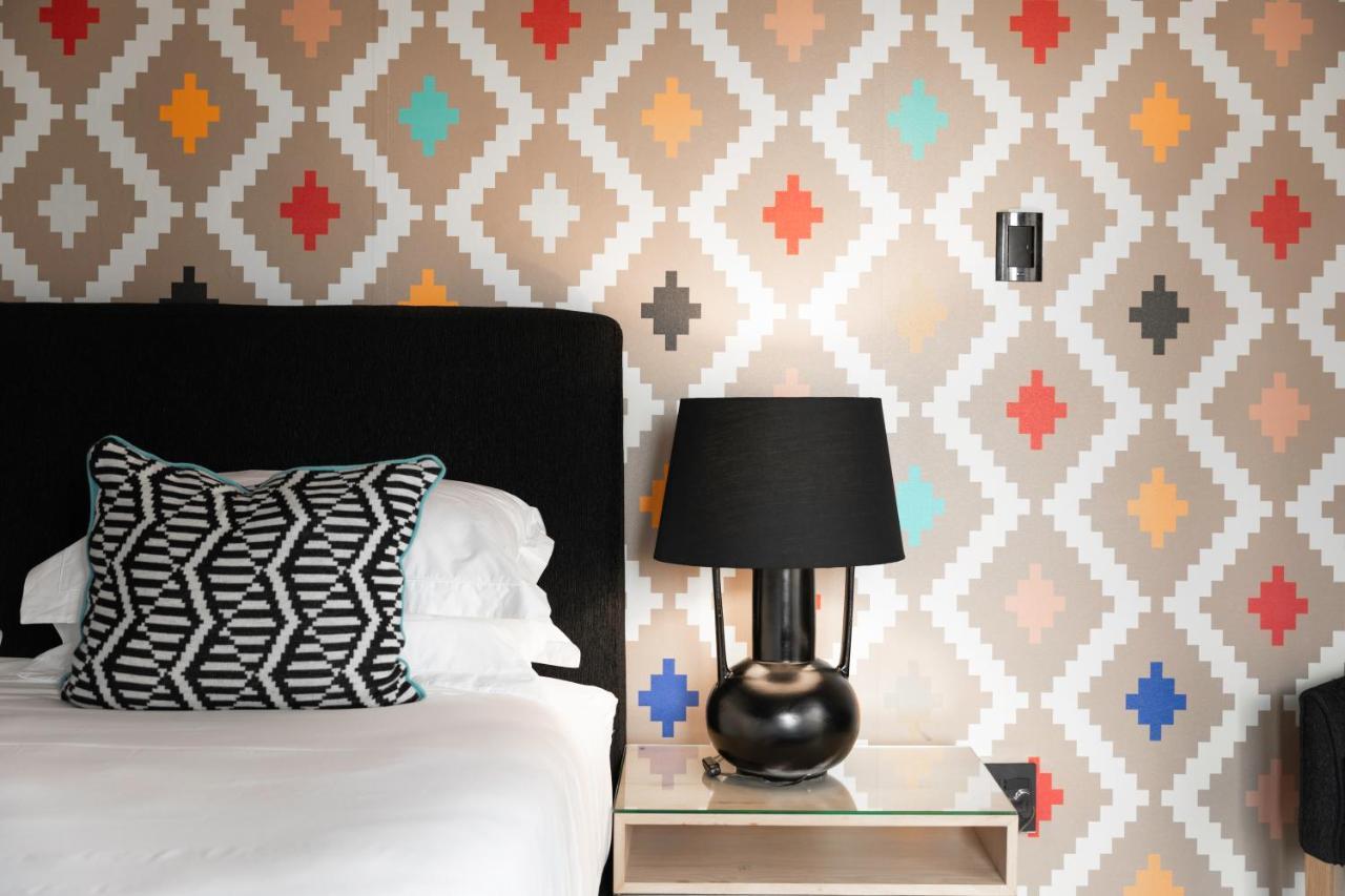 Hotel Hallmark House By Bon 4*