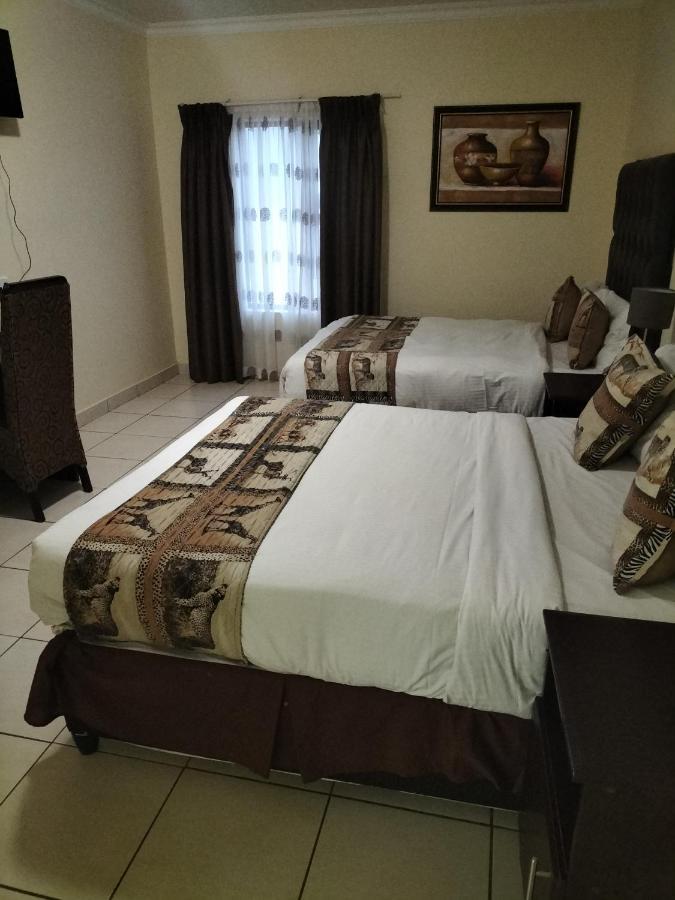 Ecotel Southgate 2*
