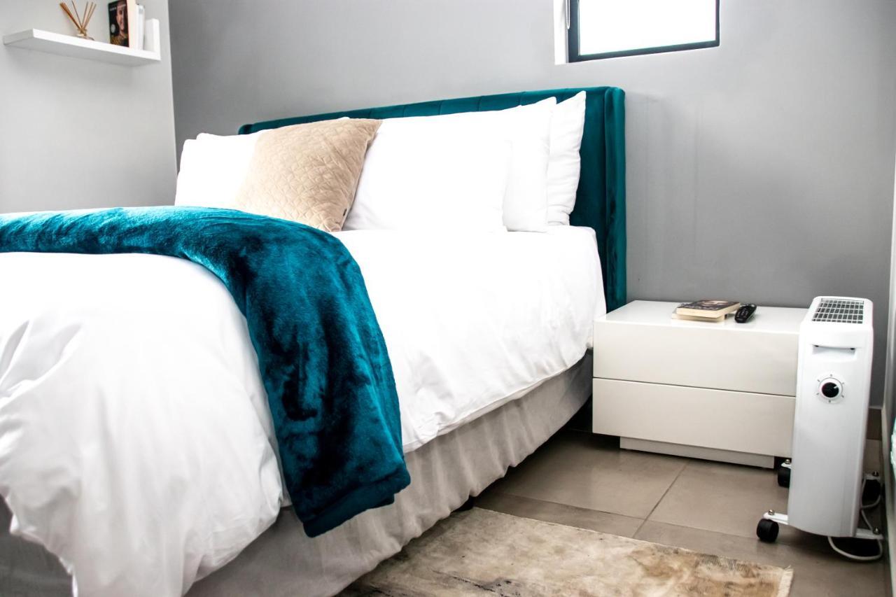 Apartment “pop Inn” Modern In Heart Of Bryanston *