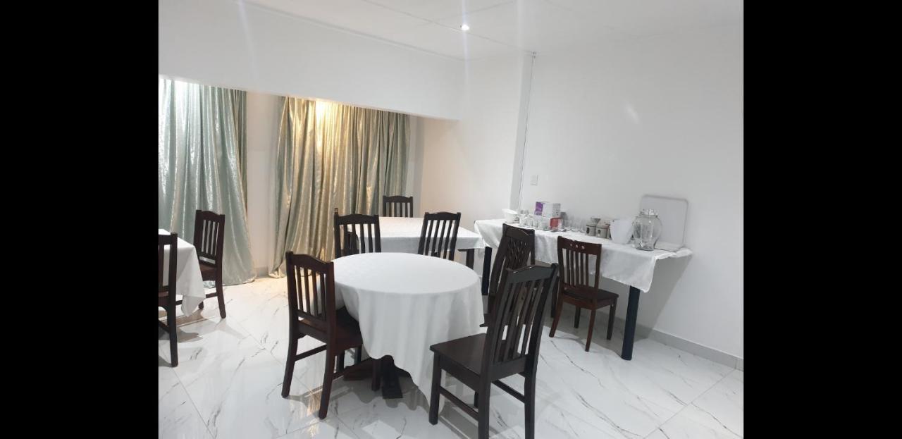 Semeni Asante Guest house Johannesburg