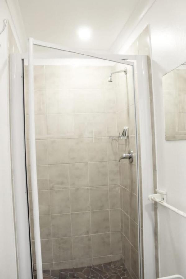 Semeni Asante Guest house Johannesburg