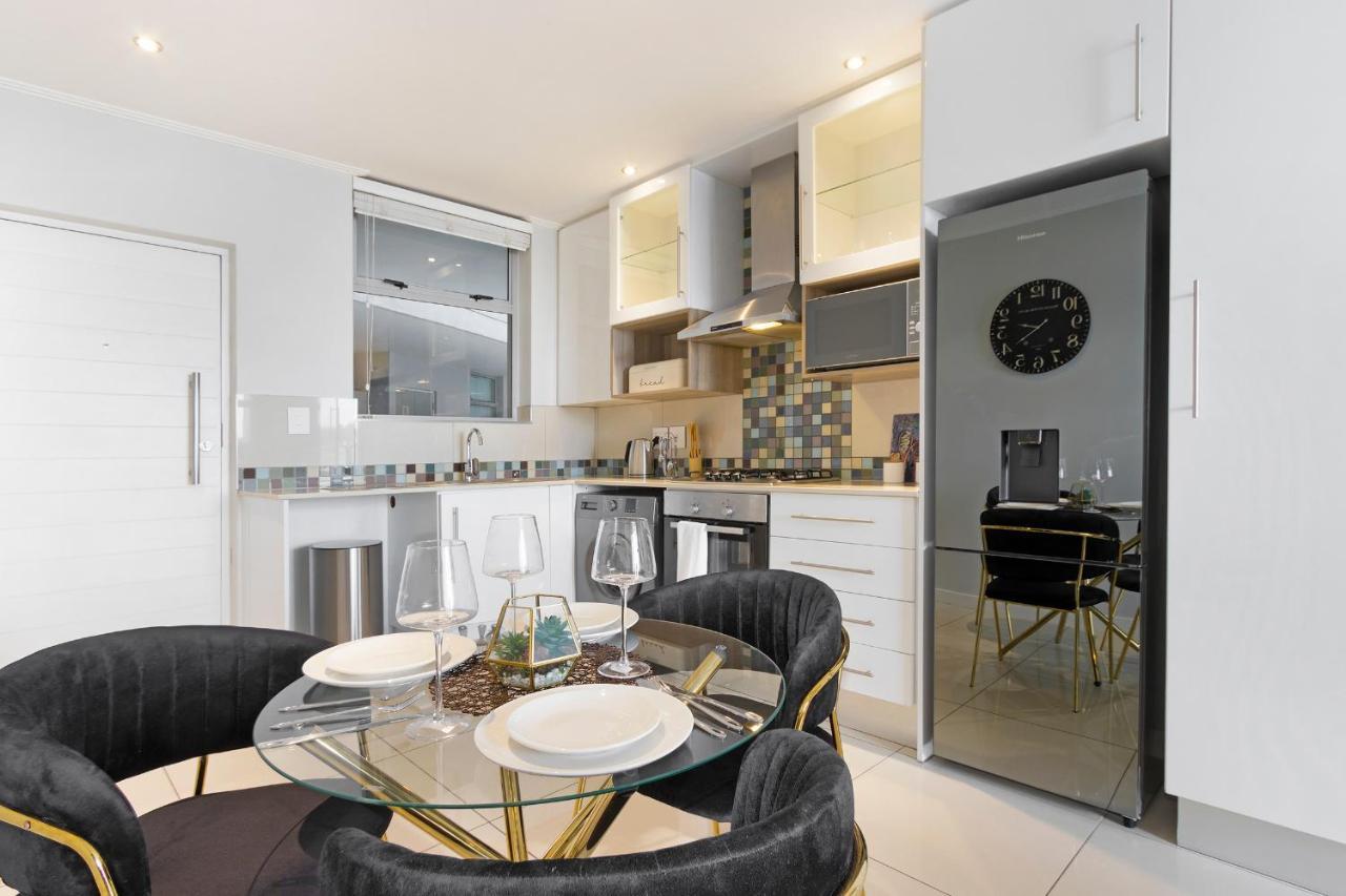 1 Bedroom Unit At Apex *