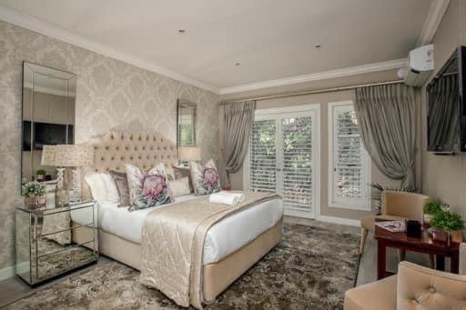37 Alexandra Avenue, Self Catering Executive No Load Shedding And Water Outages Bed & Breakfast