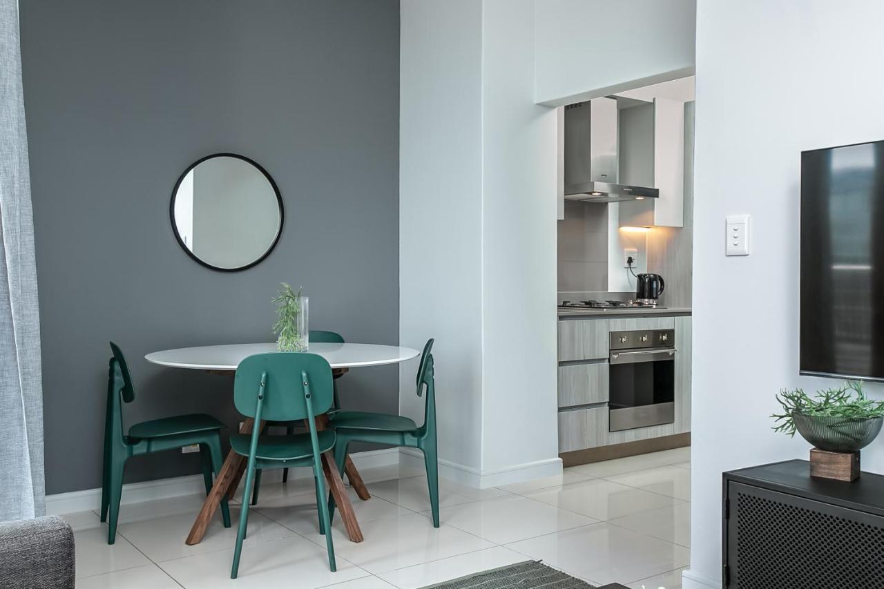 The Median Serviced Collection Căn hộ