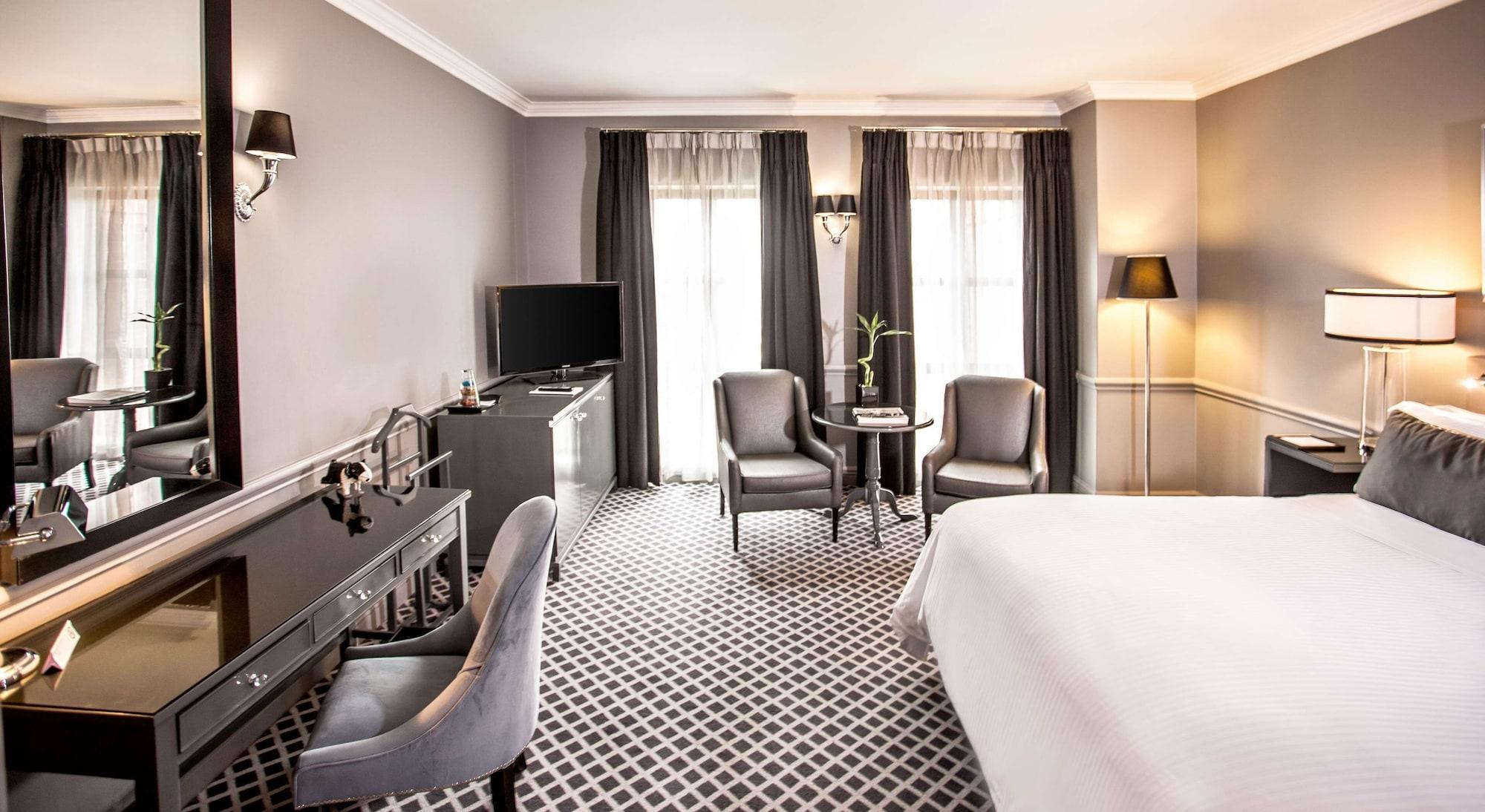 54 On Bath, Rosebank 5* Johannesburg