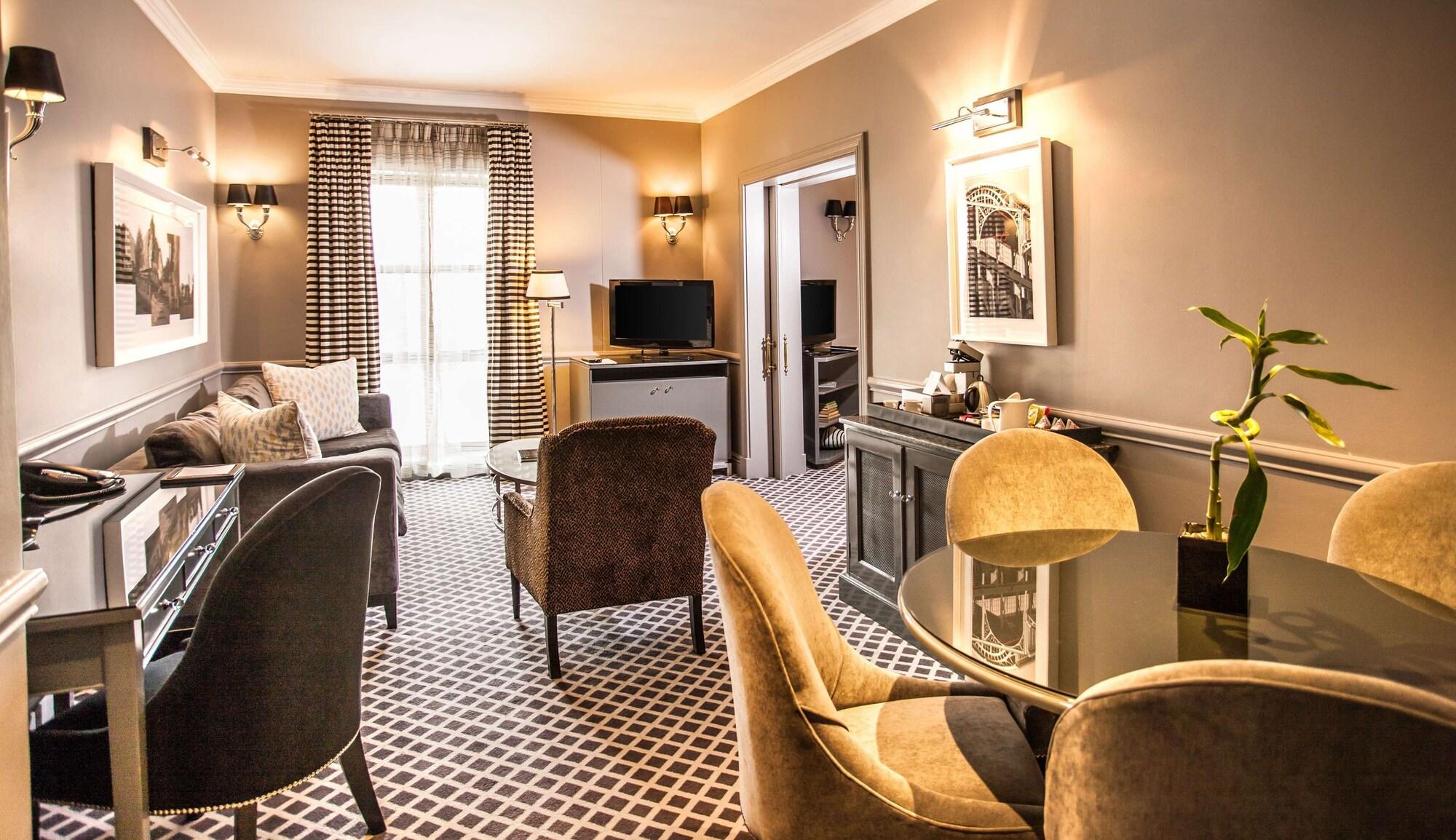 54 On Bath, Rosebank Khách sạn 5*
