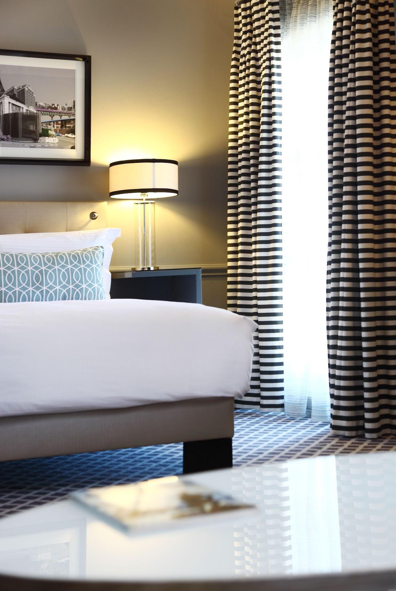 Hotel 54 On Bath, Rosebank