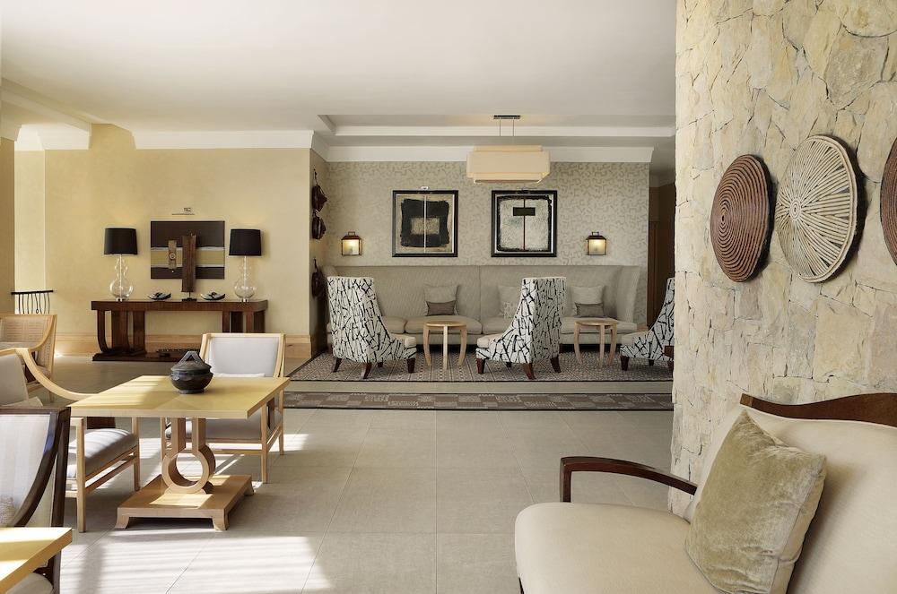 Saxon Hotel, & 5* Johannesburg