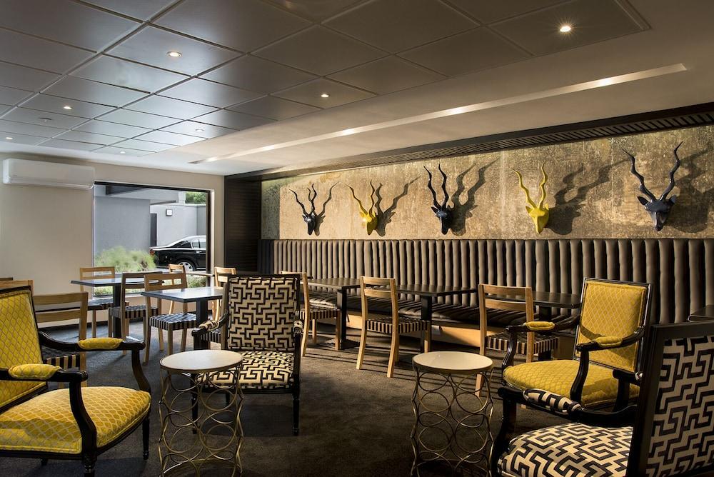Apartment The Max Sandton Johannesburg