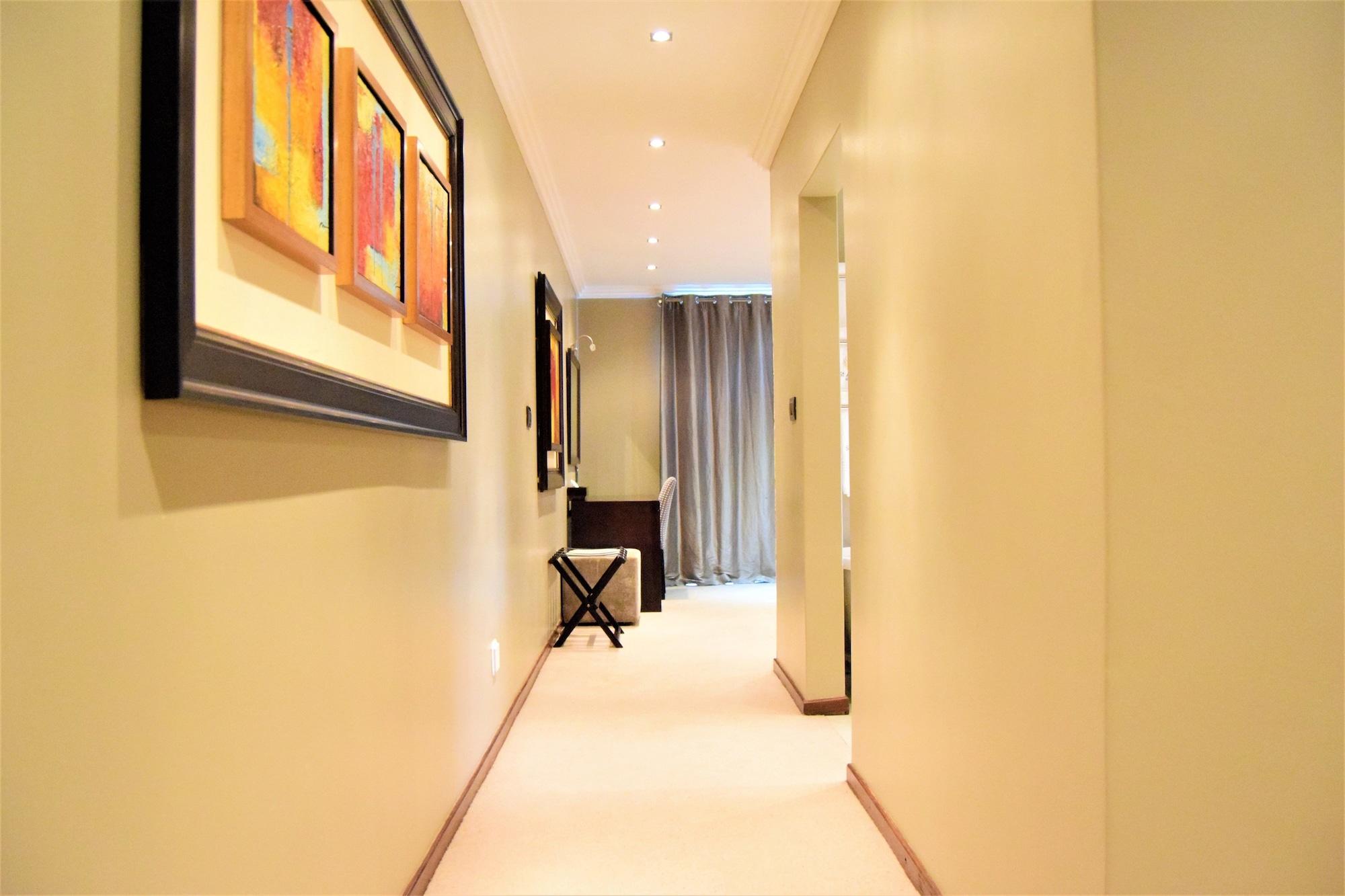 Khách sạn St Andrews And 4*